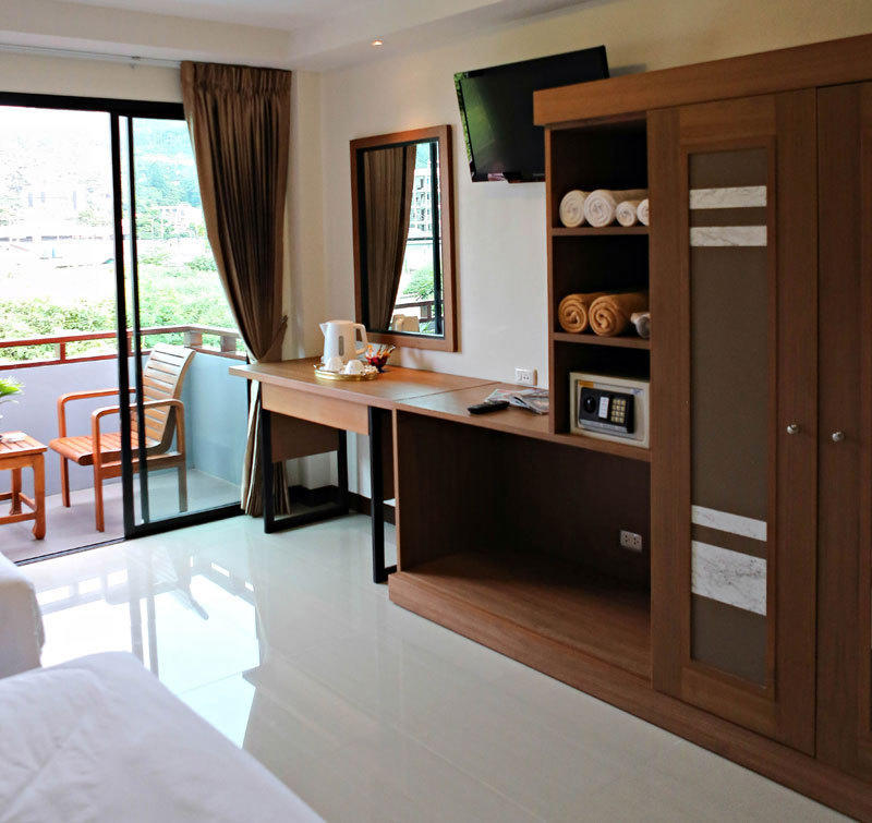 Patong Pool House Aparthotel Ruang foto